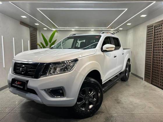 NISSAN FRONTIER 2.3 16V TURBO DIESEL LE CD 4X4 AUTOMÁTICO